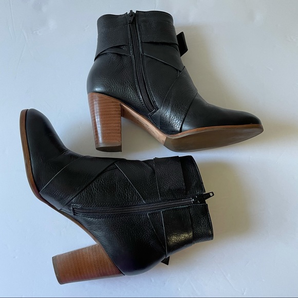 kate Spade New York Tracee Leather Bow Bootie - Picture 7 of 11